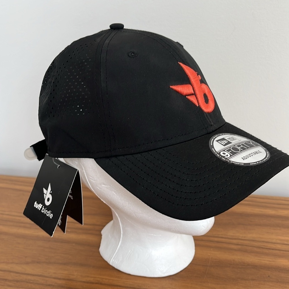 NEW ERA 9 Forty Tuff Birdie NWT Black Golf Hat Perforated Adjustable Back